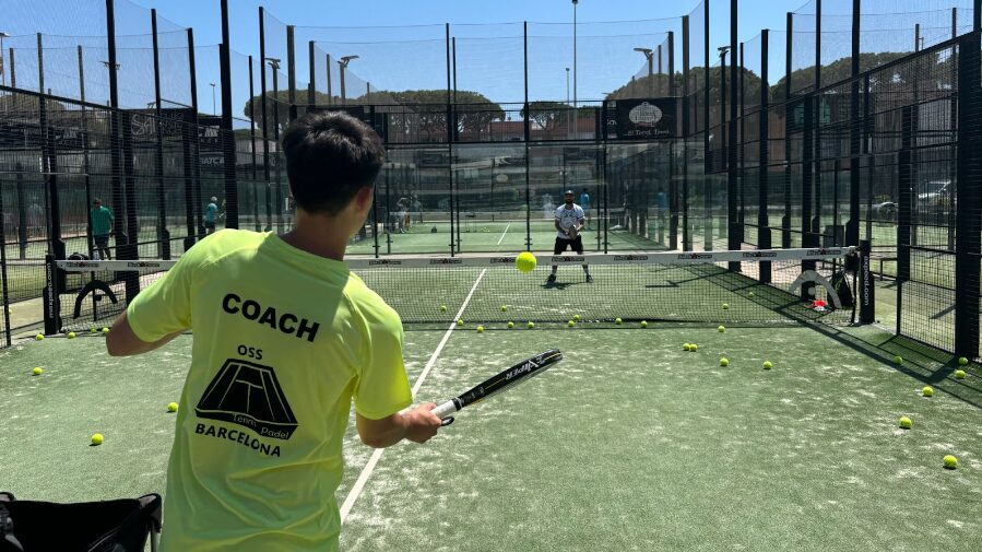 Le padel pour enfants : un modèle espagnol inspirant pour la France